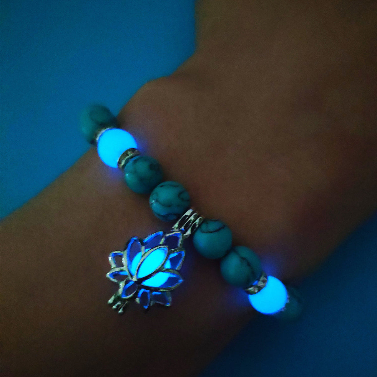 Turquoise Bead Bracelet