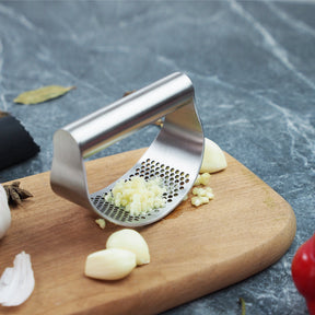 Upgraded Stainless Steel Garlic Press Squeezer Manual Garlic Ginger Rocker Crusher Garlic Cutting Mince Tools Kitchen Gadgets