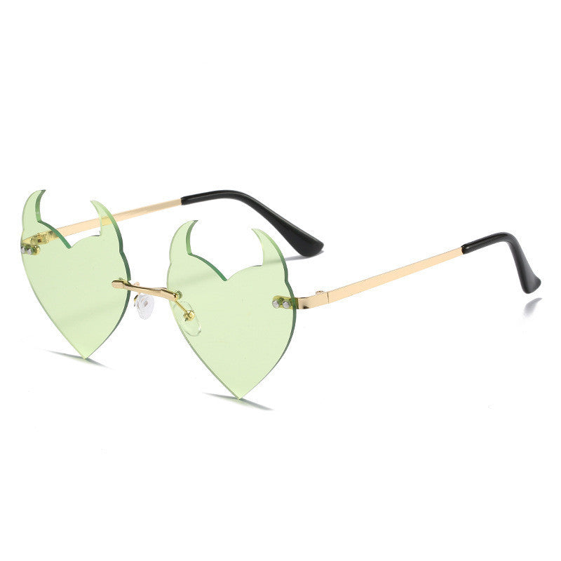 Women's Fashion Casual Rimless Devil Sunglasses