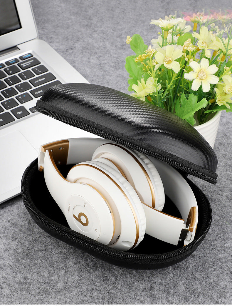 Small And Portable Headphone Storage Bag